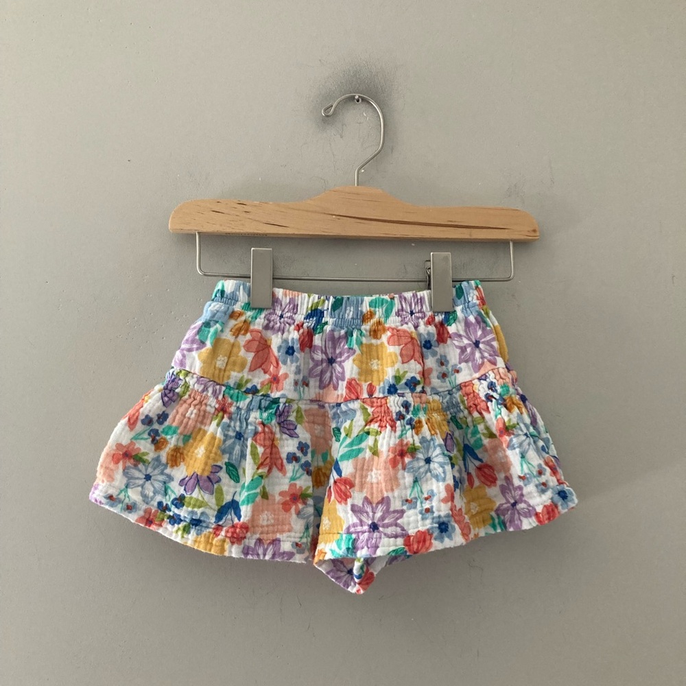 $14 ADD ON peek little peanut floral shorts 3Y Zara Hanna‎ Andersson Mini Boden